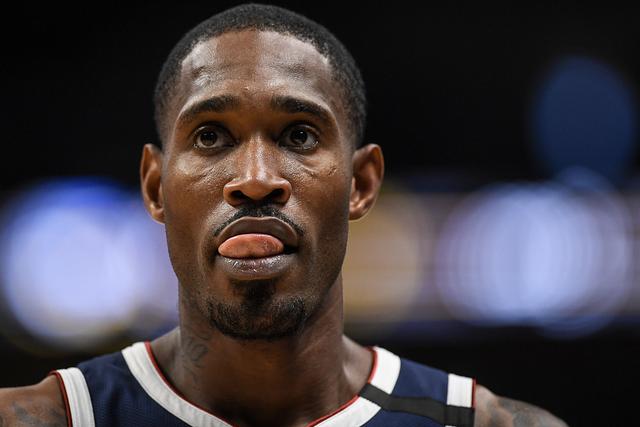 斯诺克世锦赛：丁俊晖暂时领先吉尔伯特 肖国栋淘汰周跃龙晋级